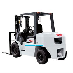 Погрузчик бензиновый TCM FG40T3 354-079932 - фото 5885702