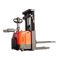 Штабелер самоходный WARUN CDD16-350 ZSM580 272-074924 - фото 6020233